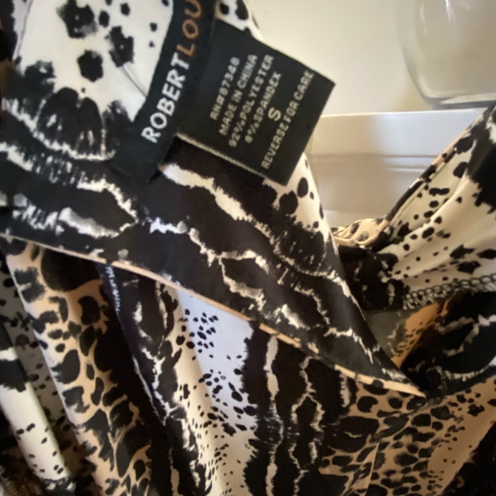 Animal patch Jumpsuit - Picture 3 of 3